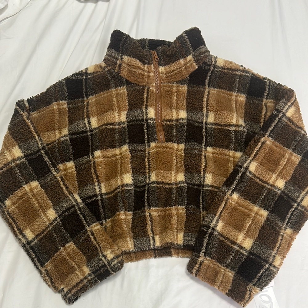 3/$40 NWT Cropped teddy bear jacket 1/4 zip large
